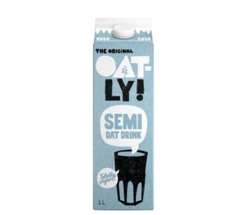 Oatly Semi Oat Drink Chilled 1L